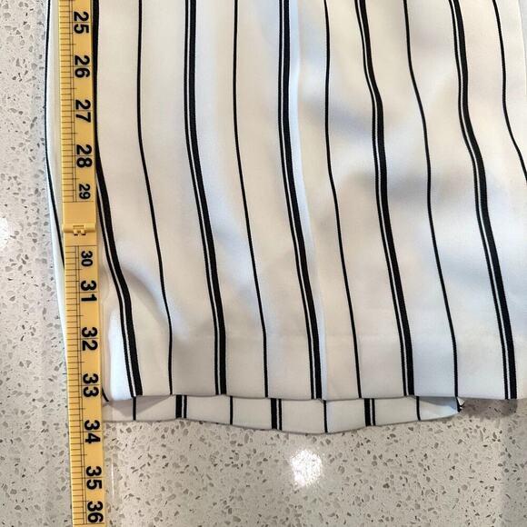 Bar III White Black Pinstripe Wide Leg Pants Size 8 Workwear Chic 33" Inseam - Picture 7 of 7
